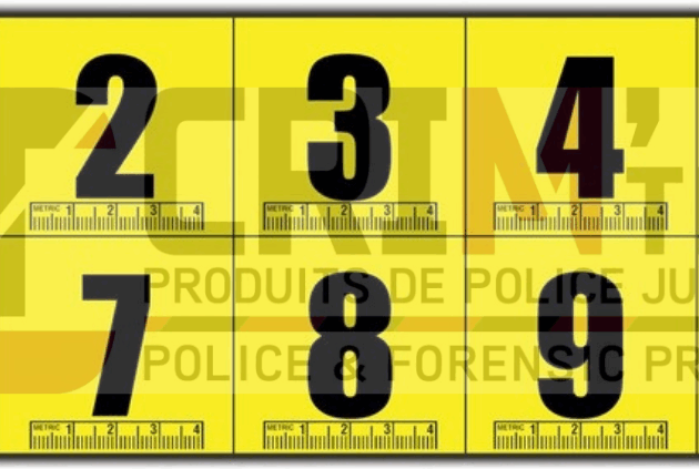 Carnet jaune de chiffres 1 à 10 + règle de 4cm (x20planches)