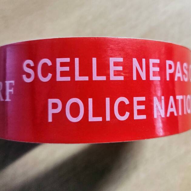 Ruban adhésif INVIOLABLE / "SCELLE NE PAS OUVRIR PN (OU) GN "